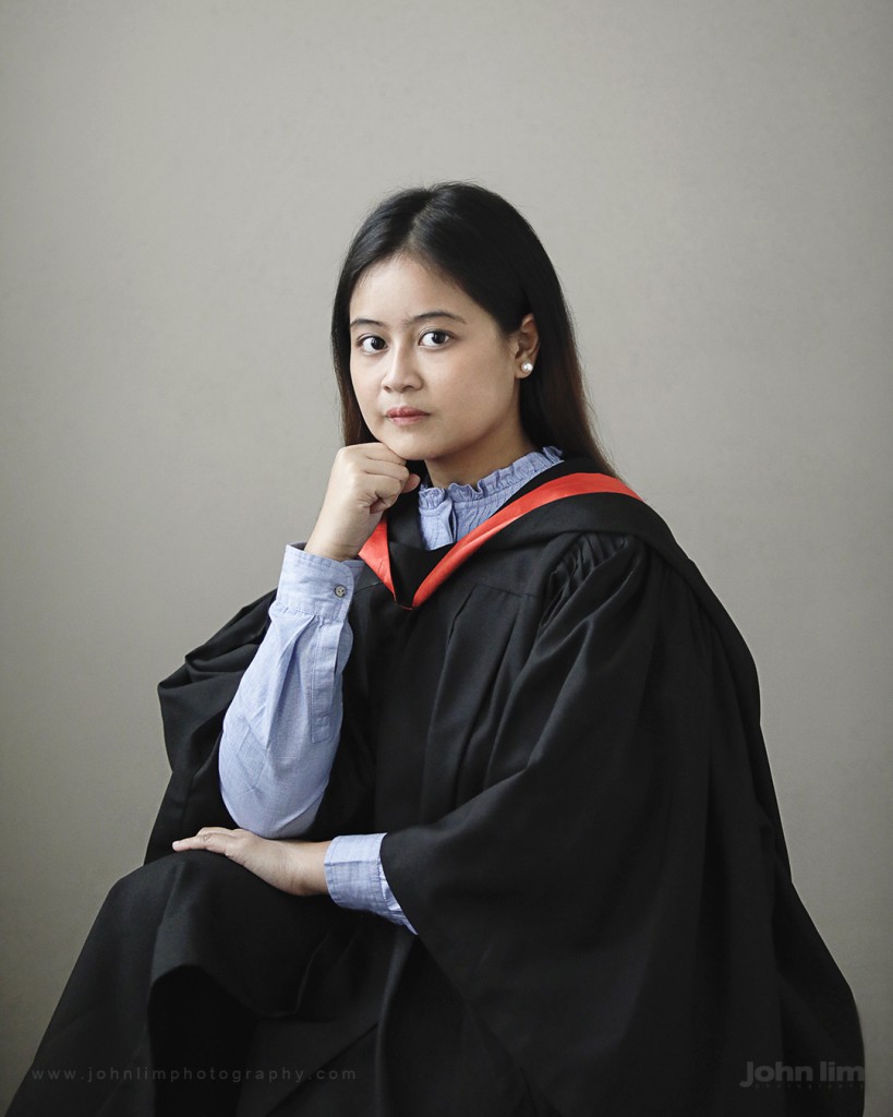 Top 10 Portrait Photographers in Singapore, graduation portraiture photography