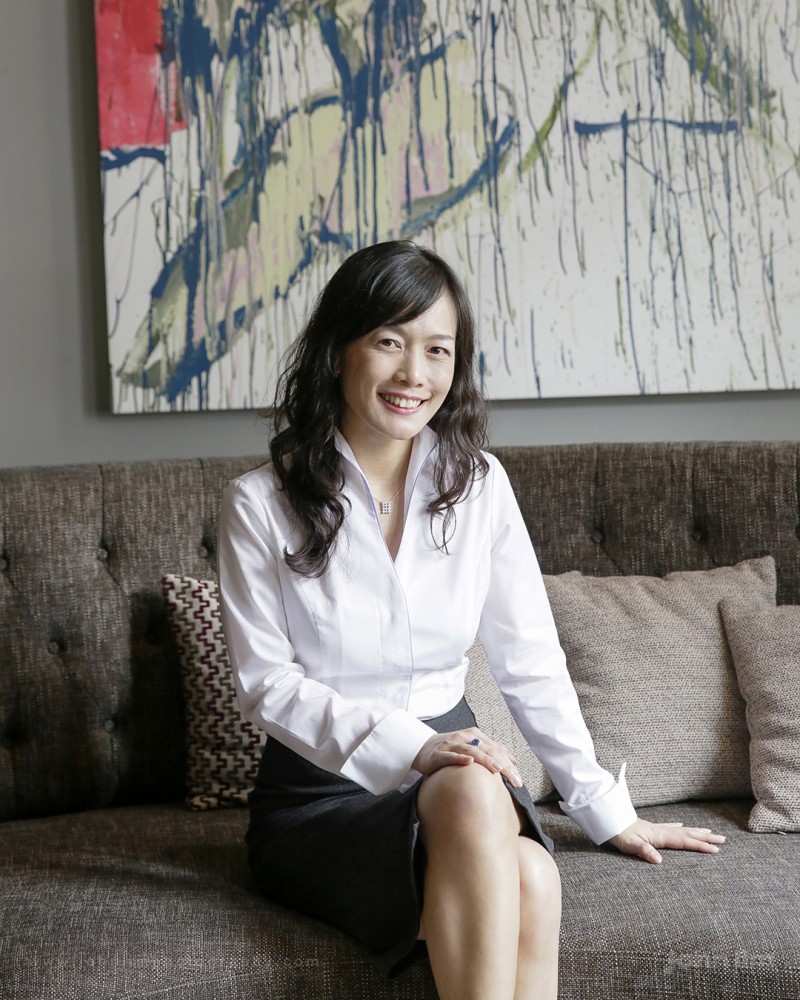 Top 10 Portrait Photographers in Singapore, professional corporate branding headshot